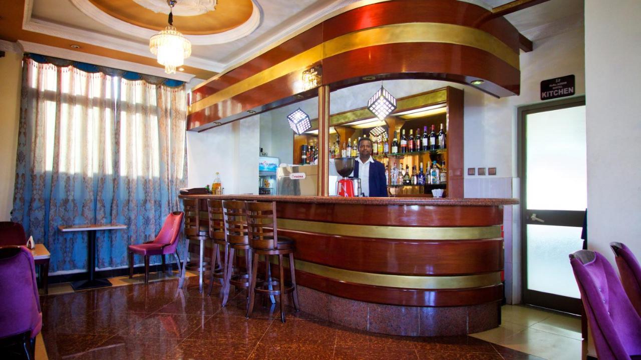Hera Addis Hotel Eksteriør bilde